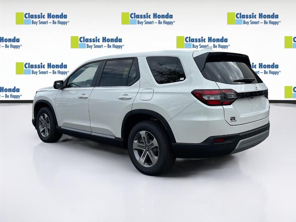 new 2025 Honda Pilot car, priced at $47,550