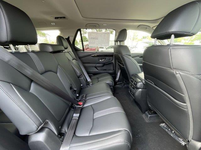 new 2025 Honda Pilot car, priced at $49,585