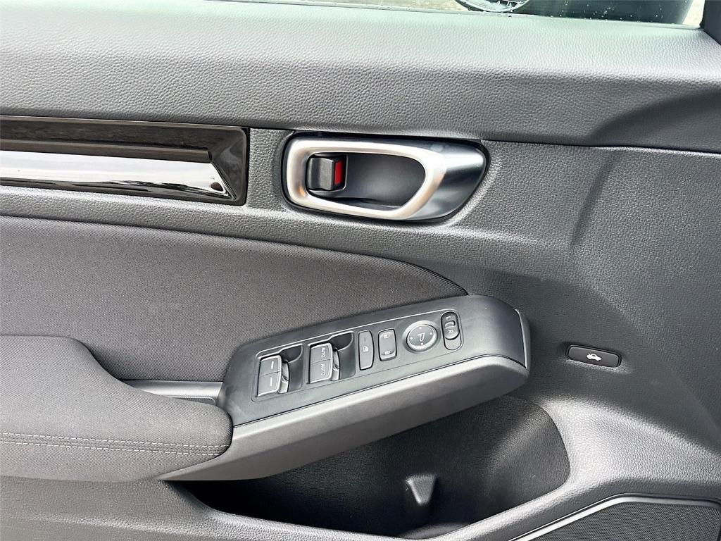 new 2026 Honda Civic Hybrid car, priced at $30,945