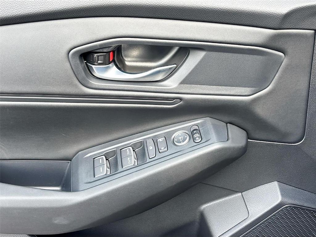 new 2025 Honda Accord car, priced at $31,755