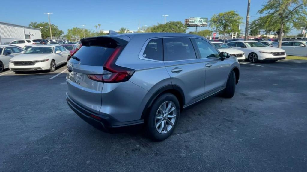 new 2025 Honda CR-V car, priced at $33,700