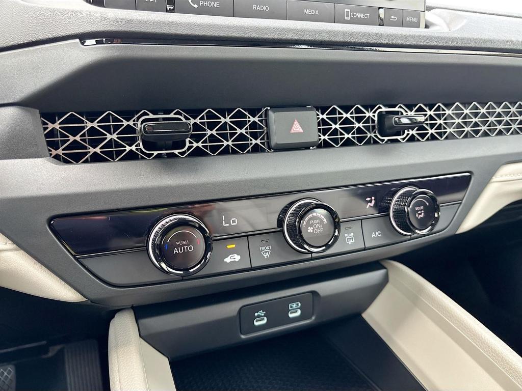 new 2025 Honda Accord car, priced at $29,900