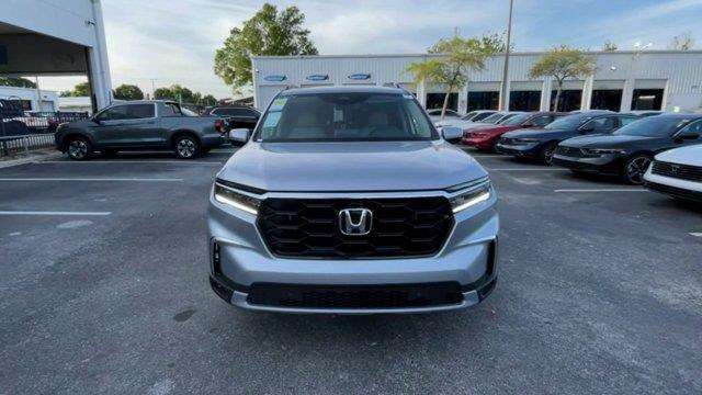 new 2025 Honda Pilot car, priced at $48,595