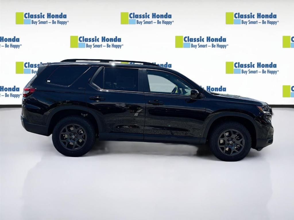 new 2025 Honda Pilot car, priced at $50,850