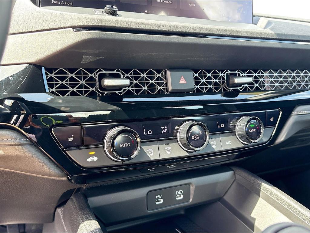 new 2025 Honda Accord Hybrid car, priced at $34,805