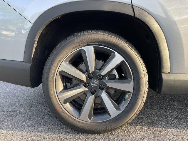 new 2025 Honda Pilot car, priced at $51,050