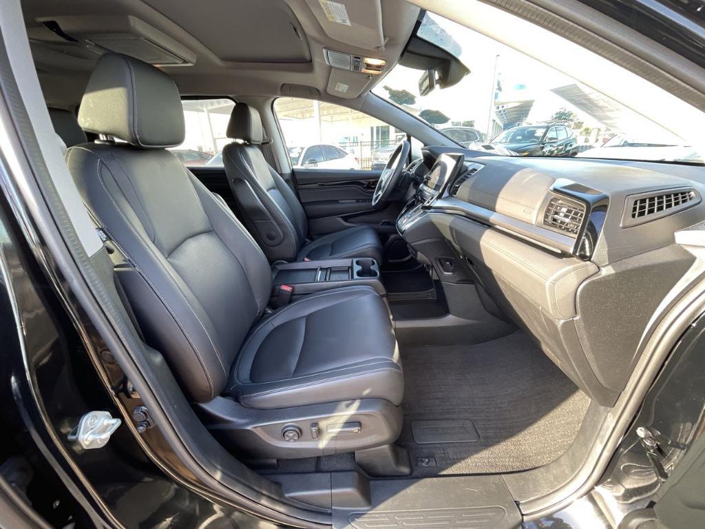 used 2024 Honda Odyssey car, priced at $40,995