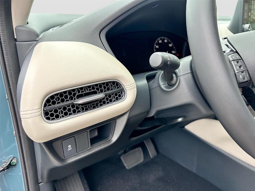 new 2026 Honda HR-V car, priced at $31,900