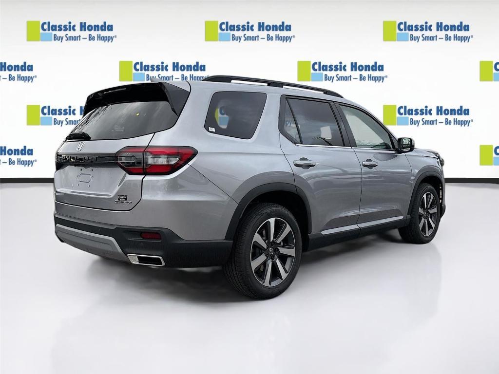 new 2025 Honda Pilot car, priced at $51,095