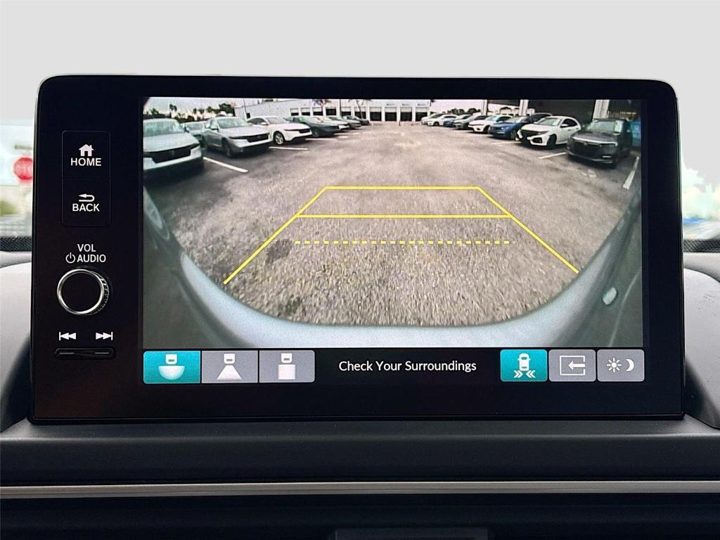 new 2025 Honda Pilot car, priced at $51,095
