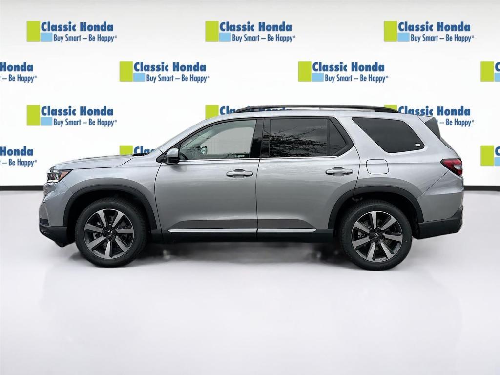 new 2025 Honda Pilot car, priced at $51,095