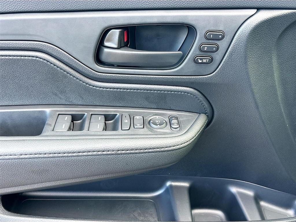 new 2026 Honda Odyssey car, priced at $45,340