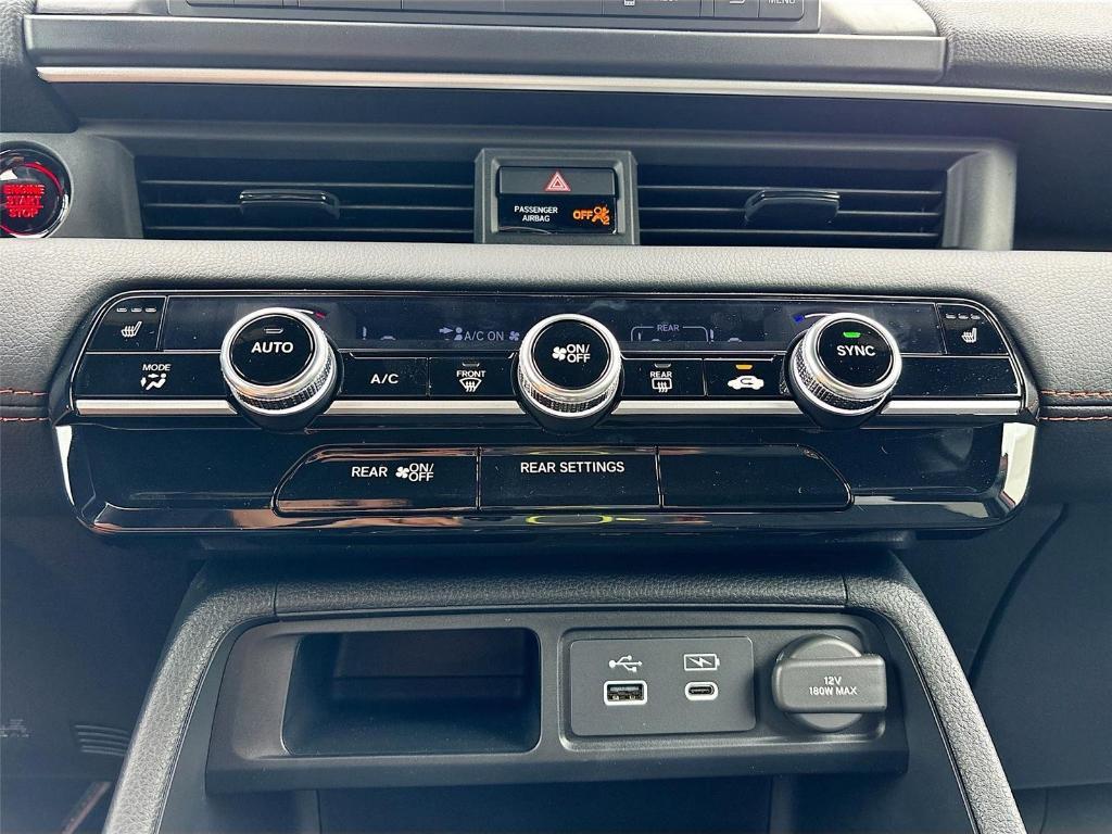 new 2025 Honda Pilot car, priced at $42,150