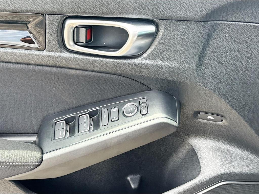 new 2025 Honda Civic Hybrid car, priced at $30,110