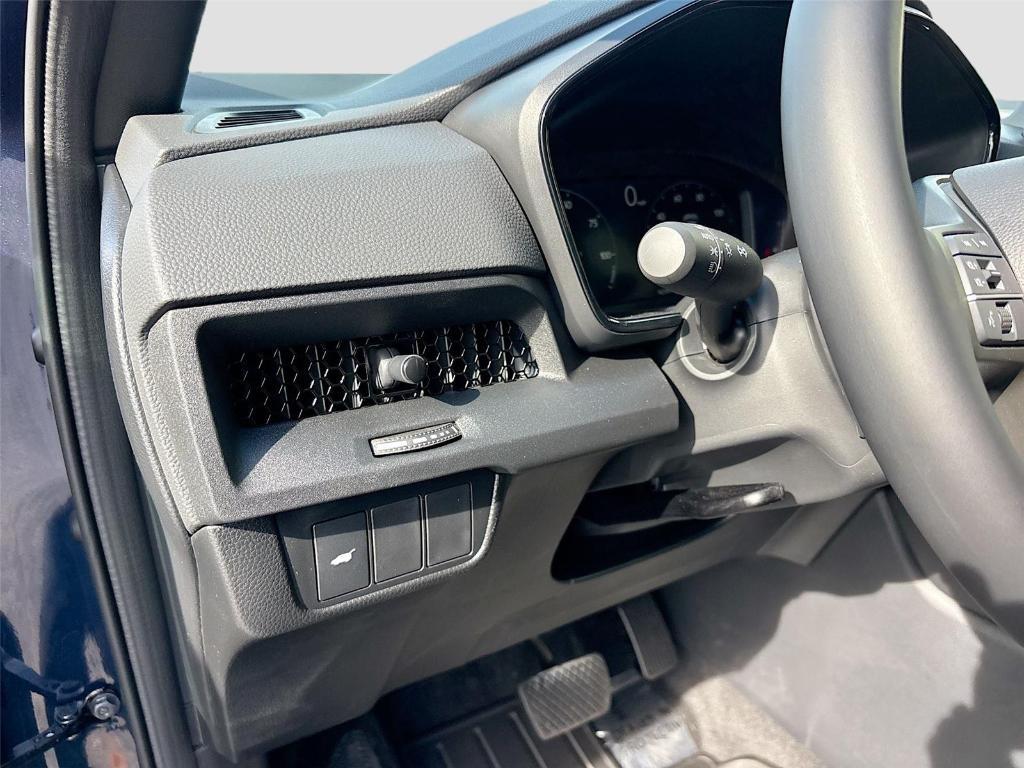 new 2026 Honda CR-V Hybrid car, priced at $40,175