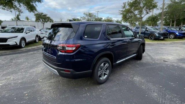 new 2025 Honda Pilot car, priced at $46,695