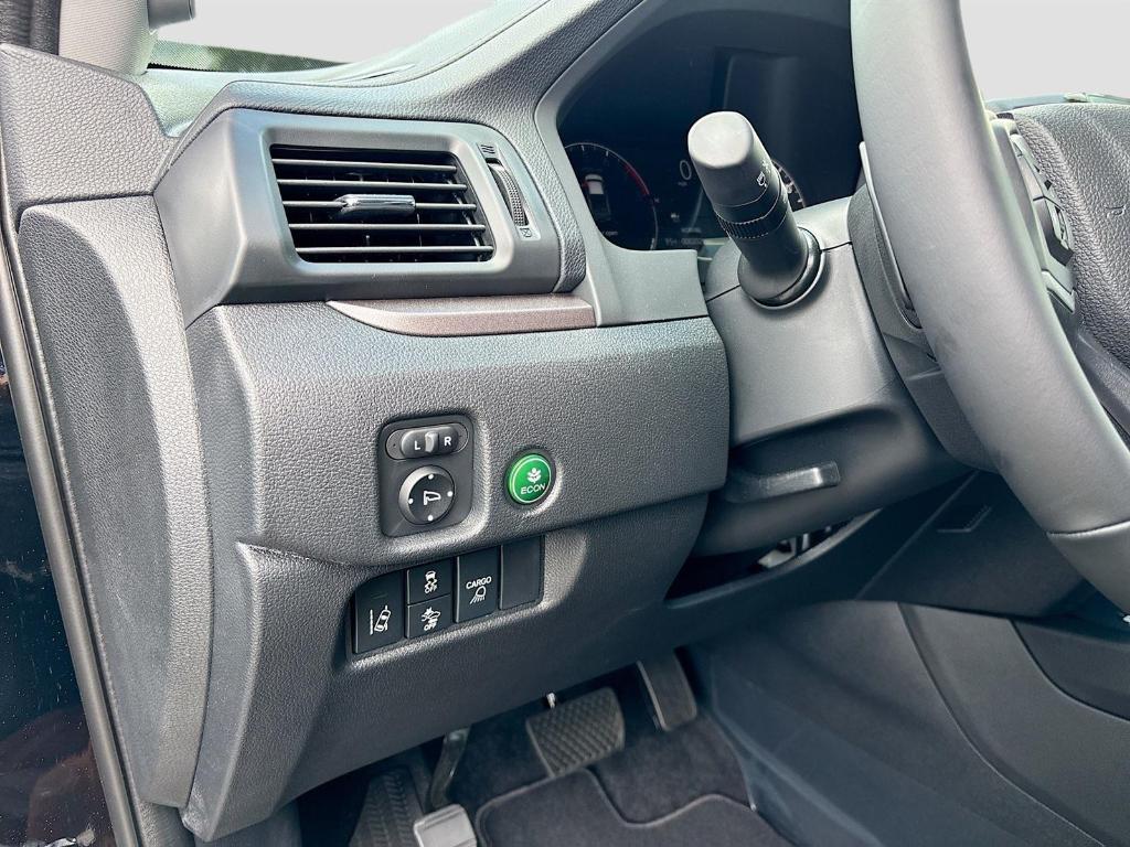 new 2025 Honda Ridgeline car, priced at $43,445