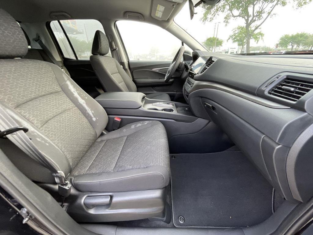 new 2025 Honda Ridgeline car, priced at $43,445