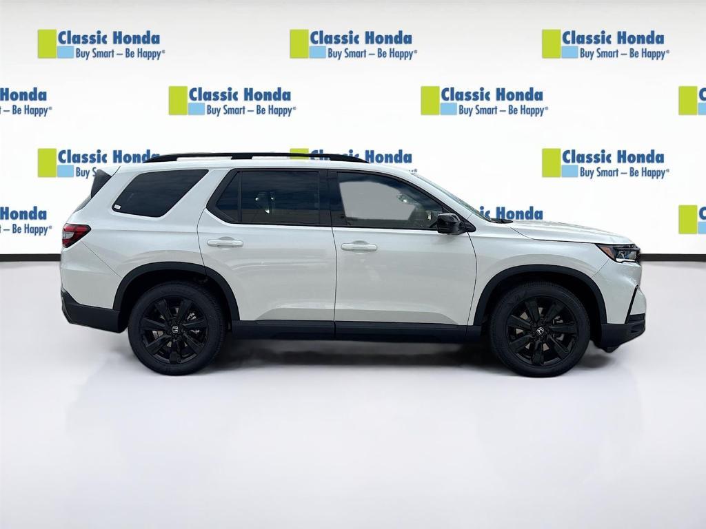 new 2025 Honda Pilot car, priced at $56,485