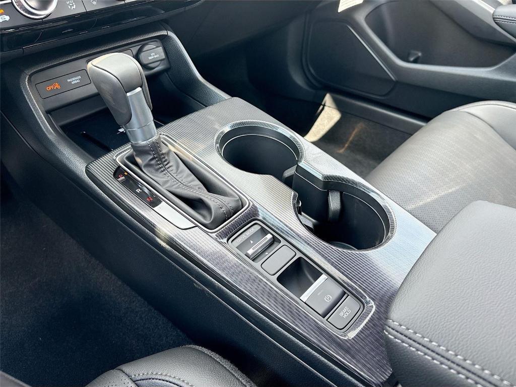 new 2025 Honda Civic Hybrid car, priced at $33,555