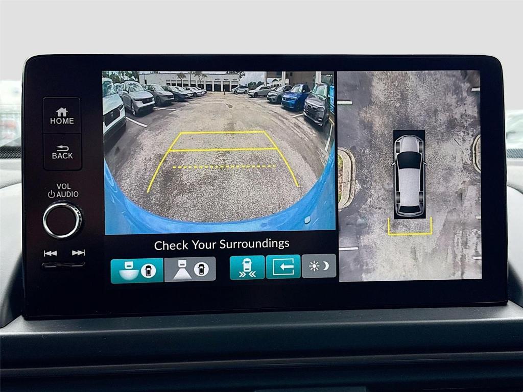 new 2025 Honda Pilot car, priced at $51,350