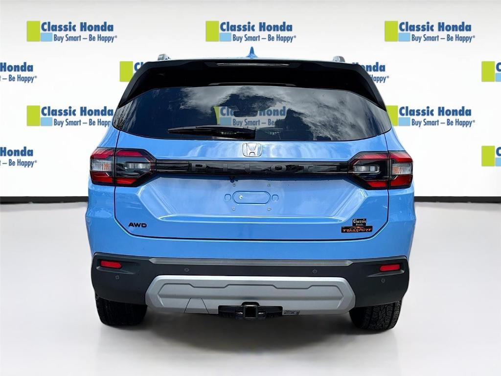 new 2025 Honda Pilot car, priced at $51,350