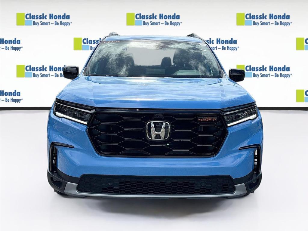 new 2025 Honda Pilot car, priced at $51,350