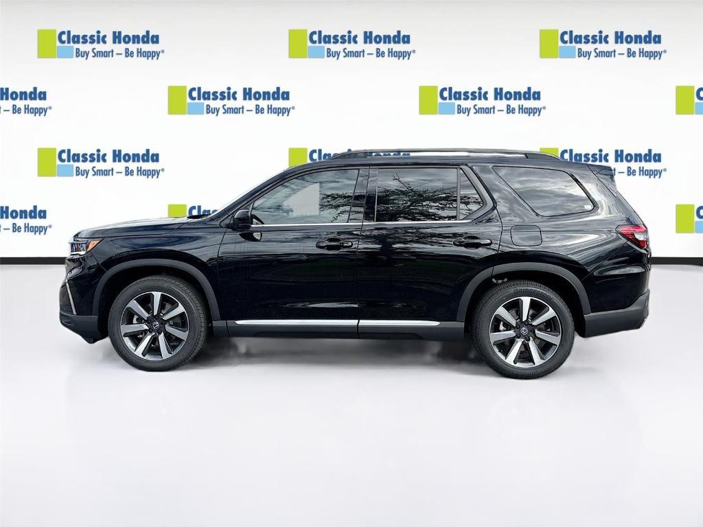 new 2025 Honda Pilot car, priced at $54,575