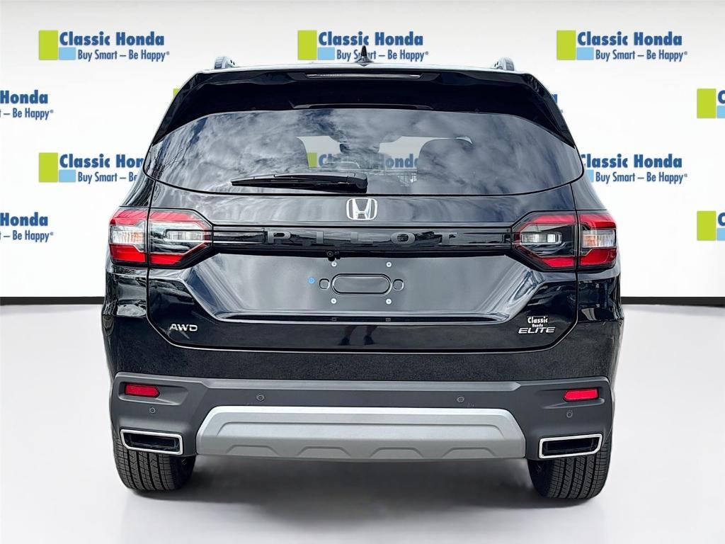 new 2025 Honda Pilot car, priced at $54,575