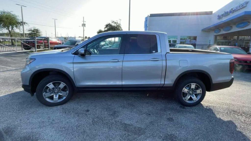 new 2025 Honda Ridgeline car, priced at $44,375