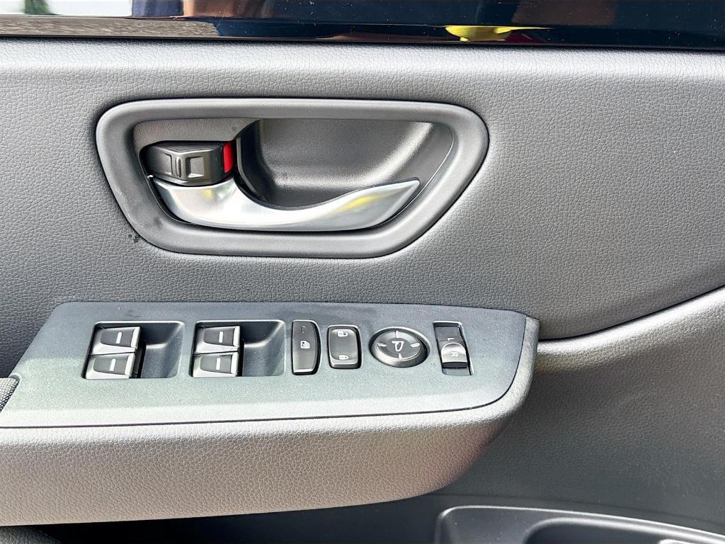new 2025 Honda Pilot car, priced at $44,205