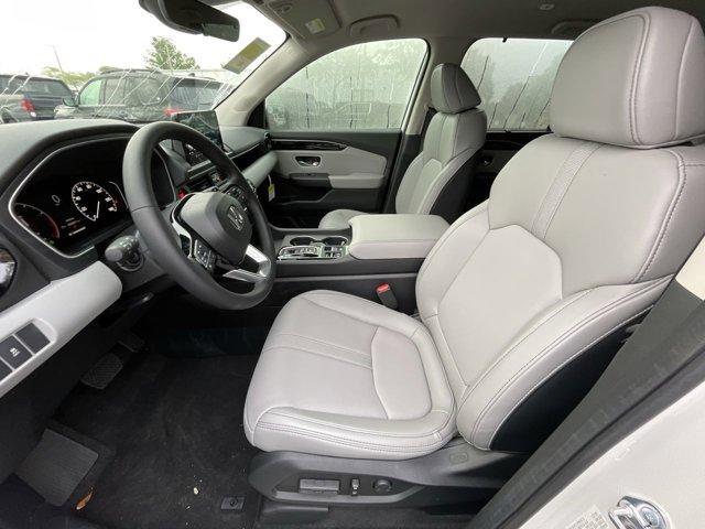 new 2025 Honda Pilot car, priced at $49,350