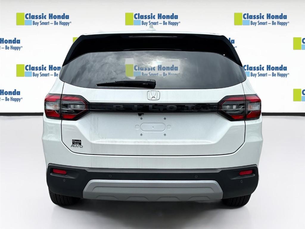 new 2025 Honda Pilot car, priced at $49,350