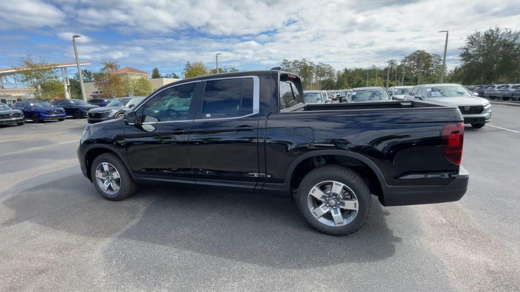 new 2025 Honda Ridgeline car, priced at $44,875