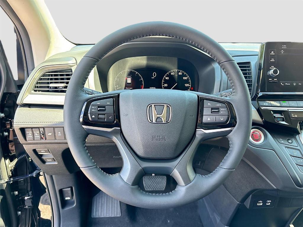 new 2026 Honda Odyssey car, priced at $44,885