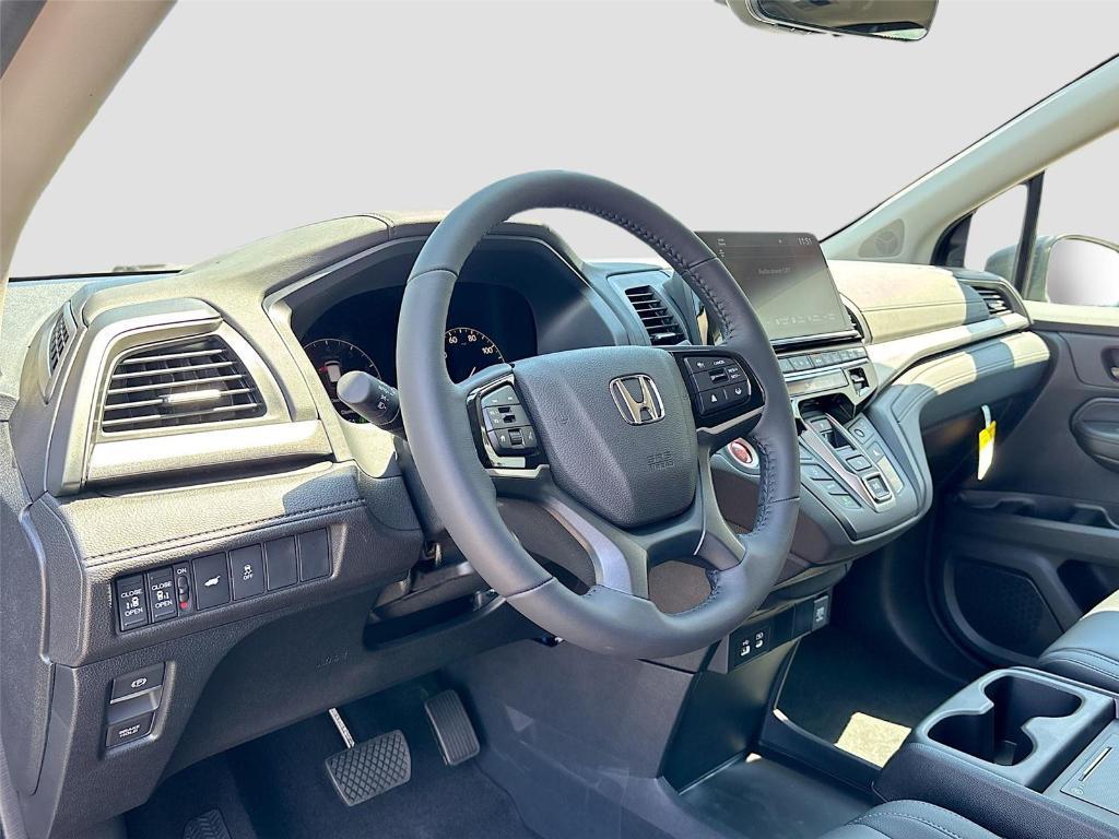 new 2026 Honda Odyssey car, priced at $44,885