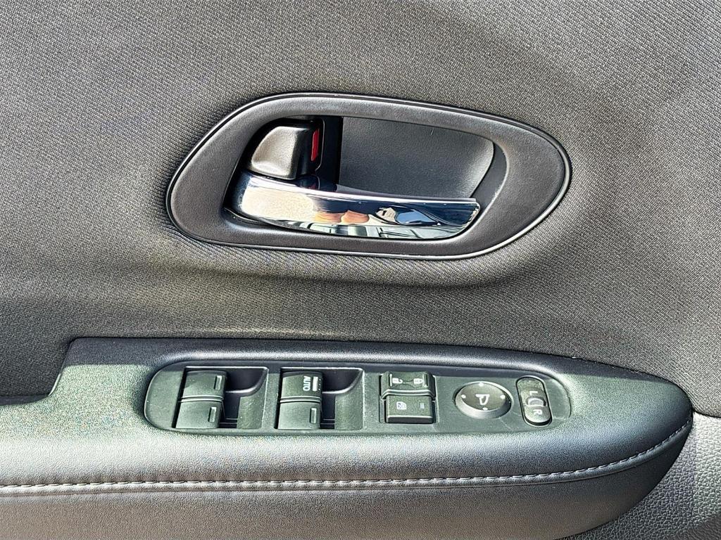 used 2022 Honda HR-V car, priced at $20,995