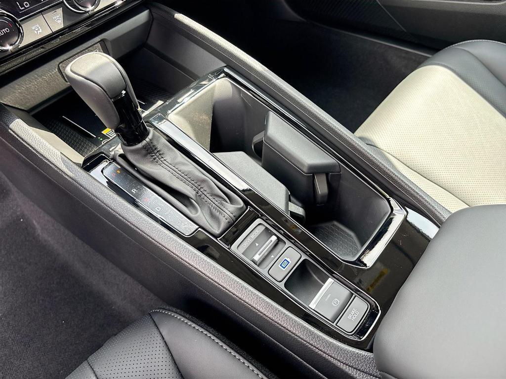 new 2025 Honda Accord Hybrid car, priced at $36,090
