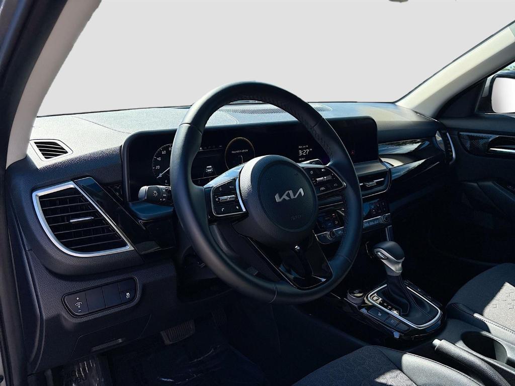 used 2024 Kia Seltos car, priced at $22,995