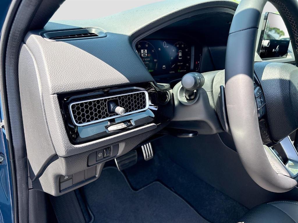 new 2025 Honda Civic Hybrid car, priced at $33,555