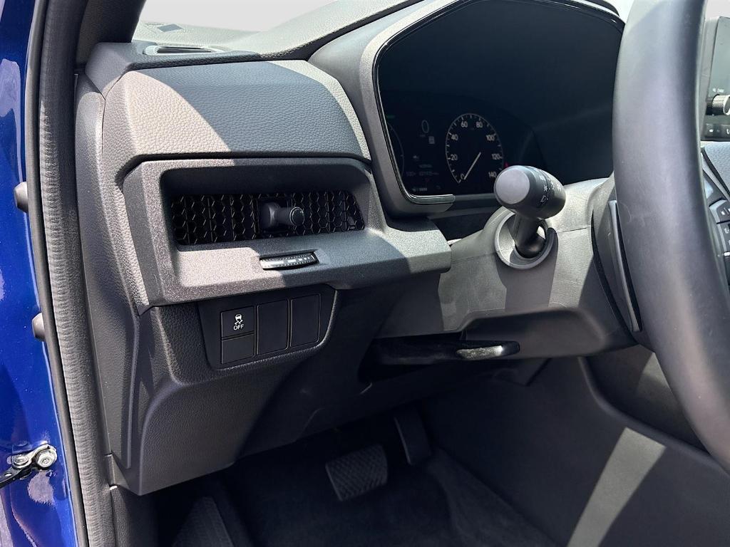 used 2024 Honda CR-V Hybrid car, priced at $32,995