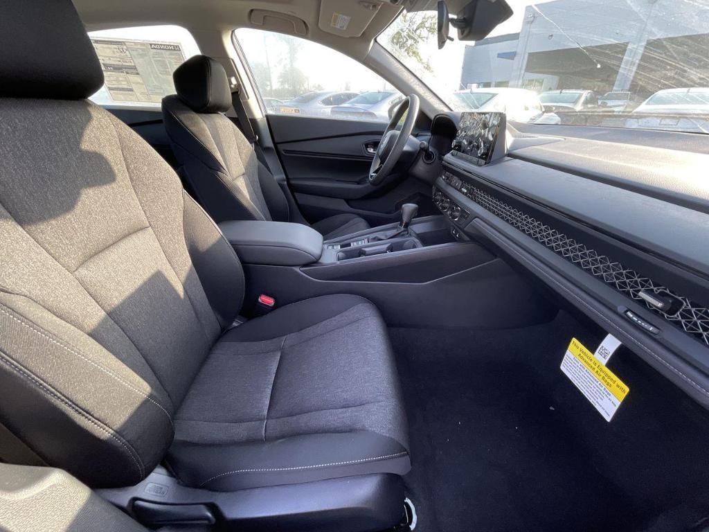 new 2025 Honda Accord car, priced at $31,655