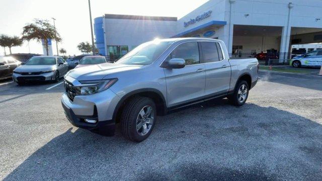 new 2025 Honda Ridgeline car, priced at $44,430