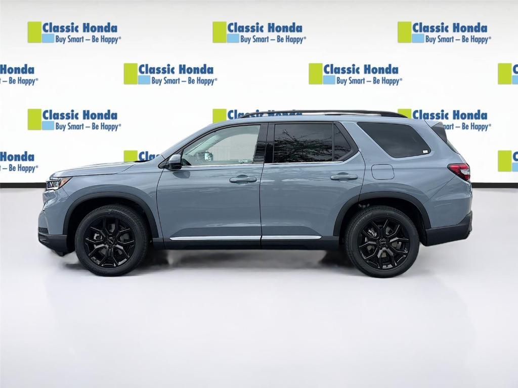 new 2025 Honda Pilot car, priced at $53,450