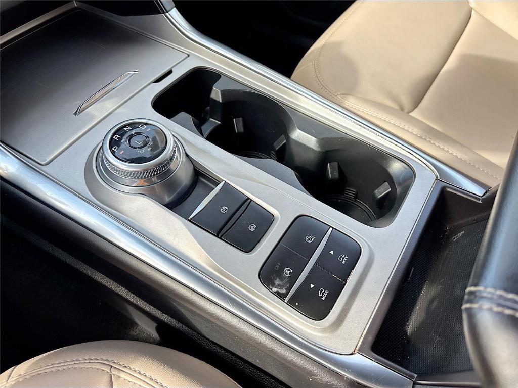 used 2024 Ford Explorer car, priced at $26,995