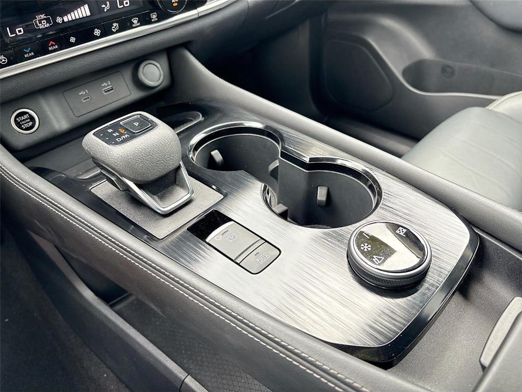 used 2022 Nissan Rogue car, priced at $23,595