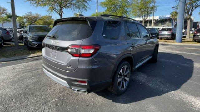 new 2025 Honda Pilot car, priced at $48,895