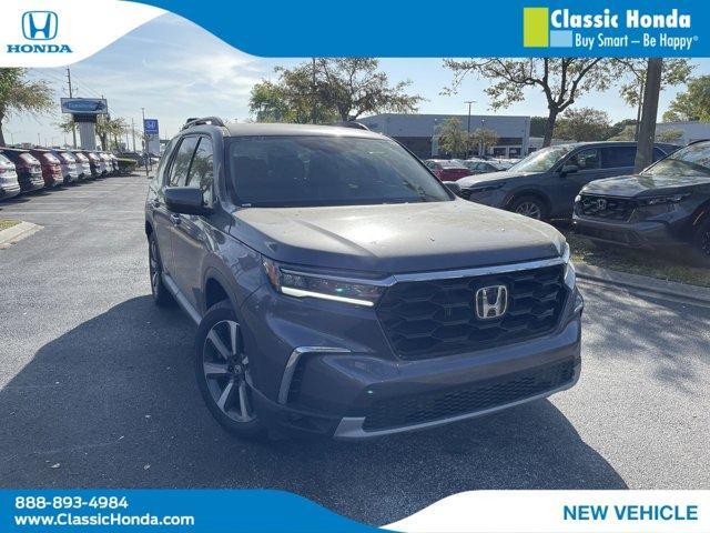 new 2025 Honda Pilot car, priced at $48,895