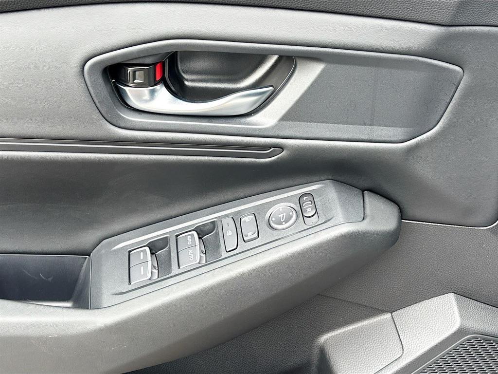new 2025 Honda Accord car, priced at $32,165