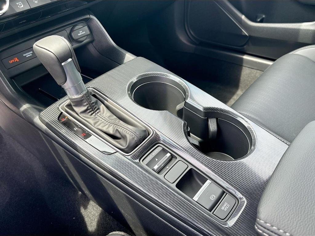 new 2025 Honda Civic Hybrid car, priced at $33,100